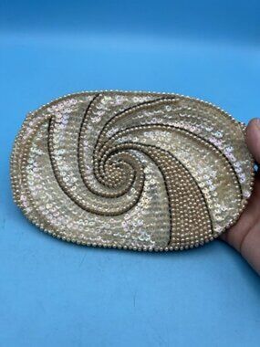 Vintage K & G Charlet Japan Ivory Color Beaded Purse Seashell Pearl Swirl